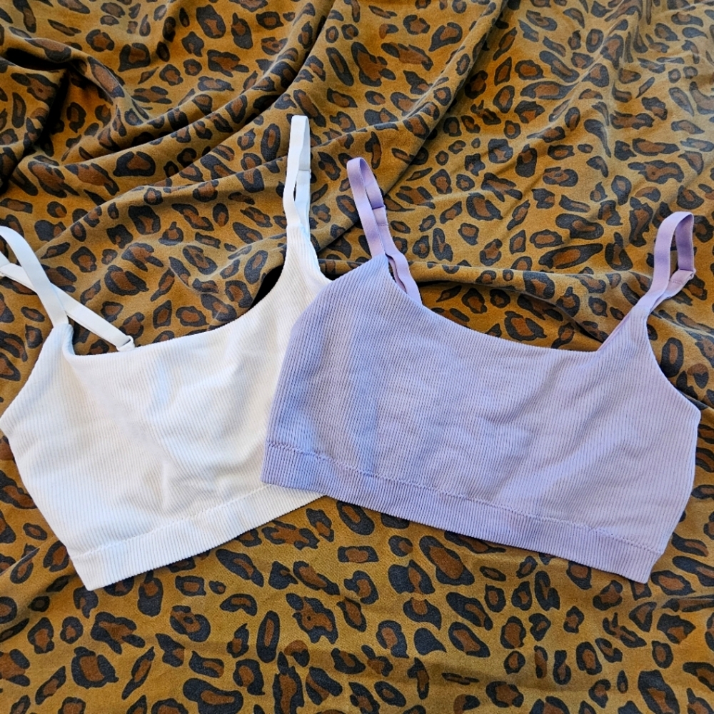 #aerie Size M/M White and Lavender Ribbed Bralette Set